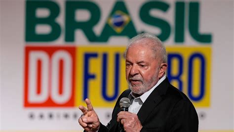 Lula Llora Al Reafirmar Su Compromiso De Combatir El Hambre En Brasil