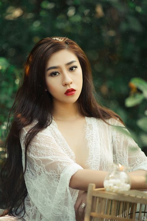 Ngắm bộ ảnh Nude lạc mất của Hotgirl gây bão cộng đồng mạng Giải mã sắc đẹp Bác Sĩ Hút Mỡ