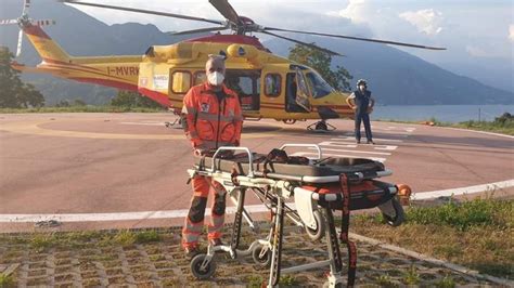 Lezzeno Cade In Casa E Batte La Testa Viene Soccorso Dopo Un Giorno