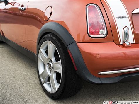 ECS News - MINI R50/R52/R53 25/30mm Wheel Spacers