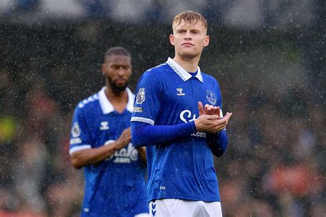 Everton could sign 30-year-old outcast if Jarrad Branthwaite decides to ...