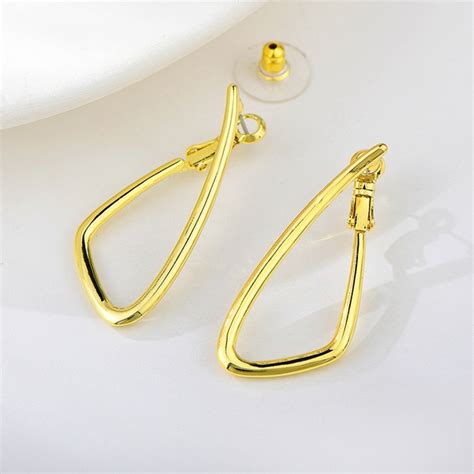 Attractive Gold Plated Dubai Dangle Earrings Factory Direct Supply