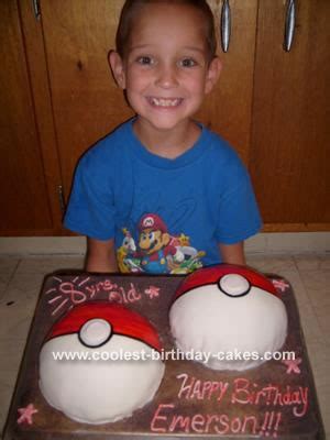 Pokemon Ball Cake