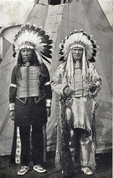 Native American Indian Pictures: Ogala Lakota Sioux Headdress Picture ...