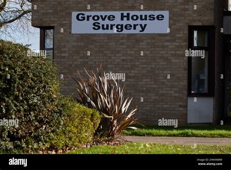 Grove house surgery hi-res stock photography and images - Alamy