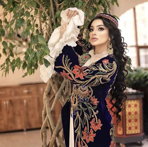 Persian Traditional Clothing Tajikistan