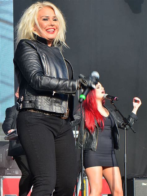 Kim Wilde - Biography, Height & Life Story | Super Stars Bio