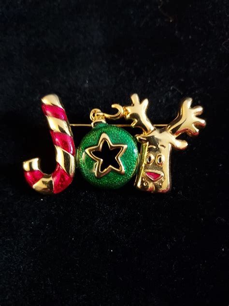 Vtg Danecraft Christmas Joy Gold Tone Pin Brooch Ebay