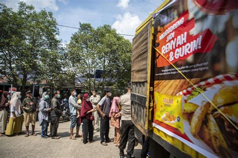 Operasi Pasar Minyak Goreng Di Palembang Republika Online