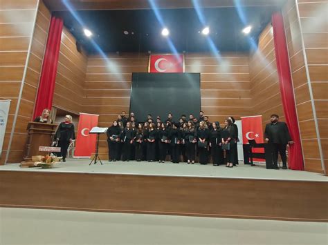 Müzikoloji Bölümü Çok Sesli Korosu 2 Konserini Verdi