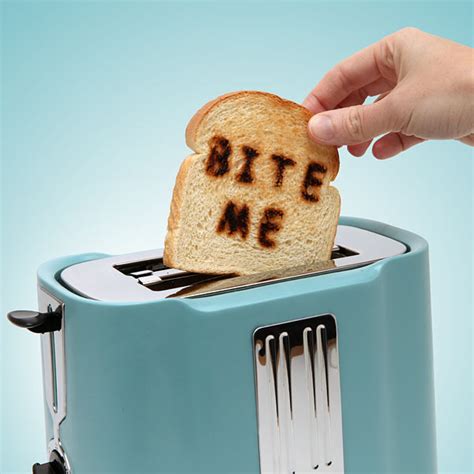 Pop Art Toaster With Usb Cup Warmer Gadgetsin