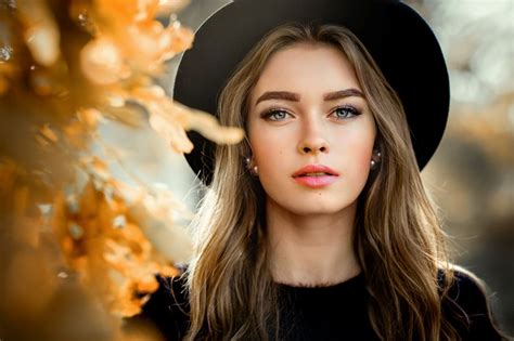 Face Black Hat Looking At Viewer Pearl Earrings Women Hat