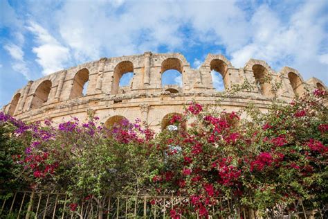 Ancient Colosseum In El Jem, Tunisia Stock Photo - Image: 32316070