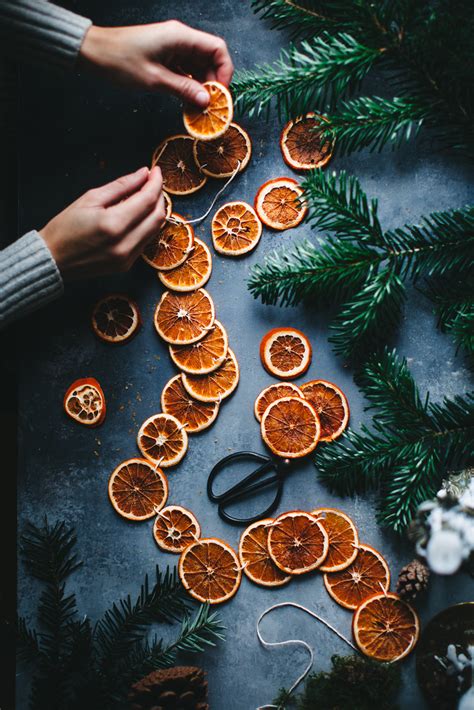 How To Make A Dried Orange Garland