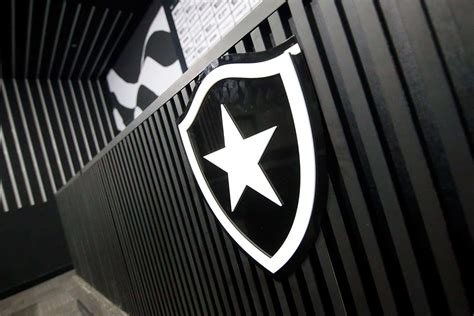 Botafogo Contrata Jogador Por R Milh Es Umas Das Maiores Da