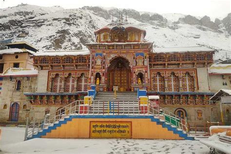 Badrinath in Winter | Badrinath Closed for Freezing Winters