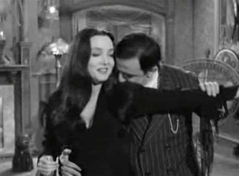 Gomez kissing morticia | Gomez And Morticia Addams Have The Best ...