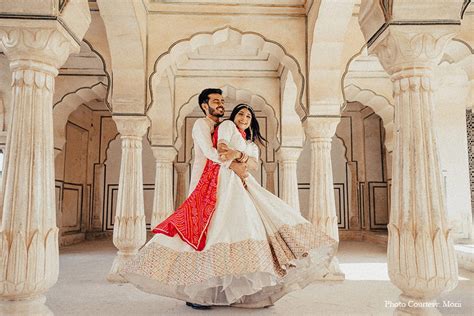 This Couple Chose The Beauty Of Kishangarh And Jaipur S Amber Fort For