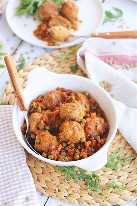 Albóndigas de lentejas con salsa jardinera receta vegetariana Hoy