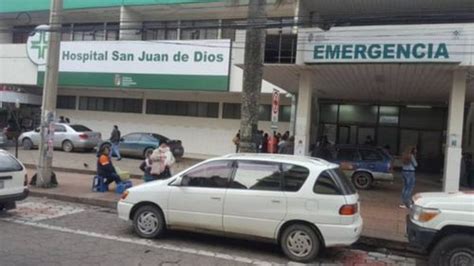 Trabajadores De Salud De Santa Cruz Levantan El Paro De 48 Horas Y