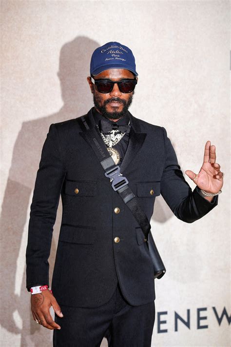 Photo Lakeith Stanfield Photocall du gala de lAmFar 2022 à lHôtel