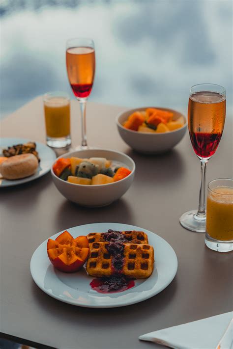 The Best Sunset Viewpoints in Madeira: 5 Miradouros - tabithaschr