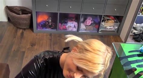 Blonde Deutsche In Schwarzem Spandex XHamster