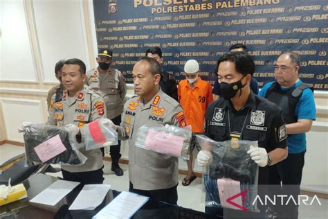 Polisi Tangkap Buronan Kasus Pembunuhan Sadis Di Diskotek Palembang Antara News