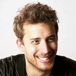 Jonas Bloquet - Age, Bio, Family | Famous Birthdays
