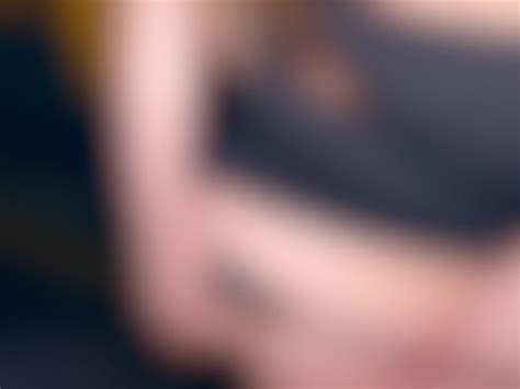 She Is Very Horny And Wants His Dick Now Public Fuck Miriam Prado