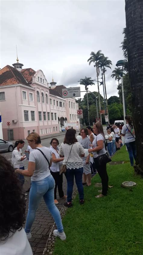 Galeria Veja Imagens Da Marcha Que Homenageou V Timas Do Atentado Em