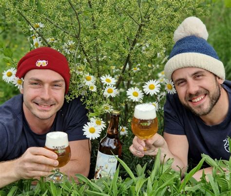 Un Brassin Unique La Sainte Glace Cold IPA Brasserie Sainte Colombe