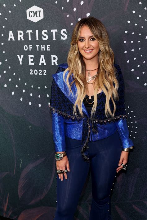 Lainey Wilson Net Worth: A Detailed Breakdown of Her Wealth