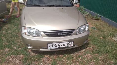 Покрытие автомобильным лаком фары — KIA Spectra, 1,6 л, 2007 года ...