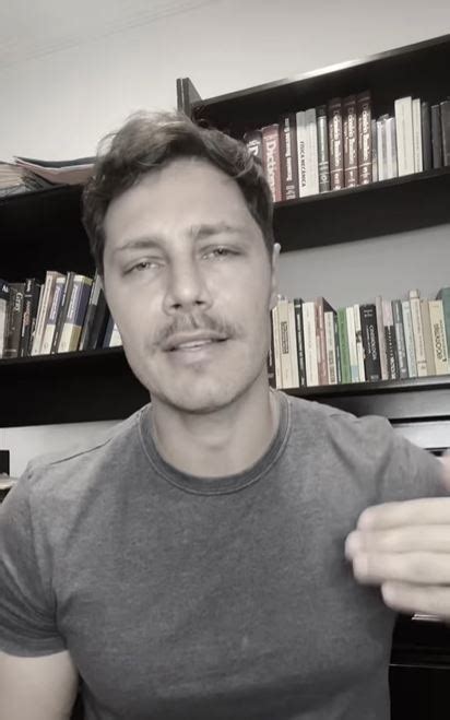 Ator de Americana pede desculpas após gravar comercial de sex shop em Basílica da cidade