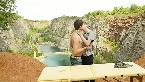Gay Massage Table Luke Ward And Yuri Adamov Rub Down Cocksucking Deep