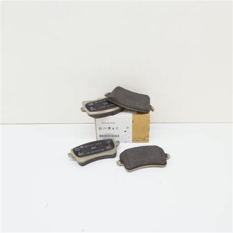 AUDI A4 A5 Q5 Quattro Rear Brake Pads Set 300X12MM Discs - 8K0698451A ...