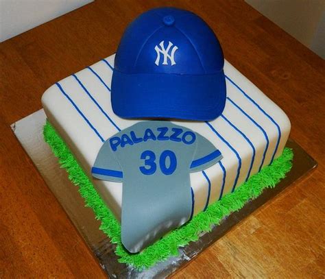 Ny Yankees Cake Decorated Cake By Maureen Cakesdecor