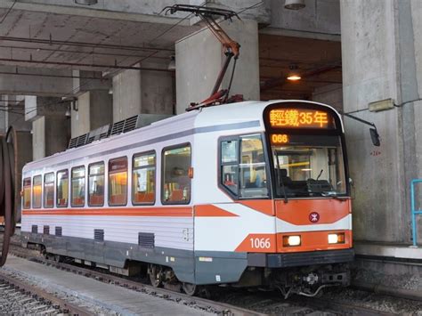Simpson Lo on LinkedIn: #lightrail #lr35a #selfie #打卡 #gen1 #載相見載發現 ...
