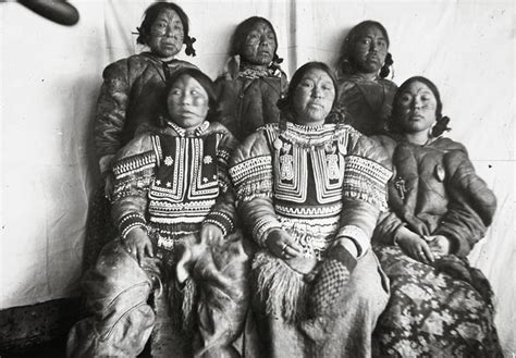 inuit tribe - The inuit People