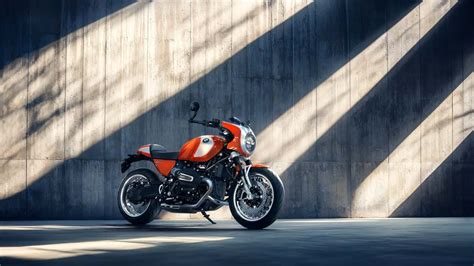 Mein Gott Bmws New R 12 S Is A Spectacularly Beautiful Retro Cafe Racer