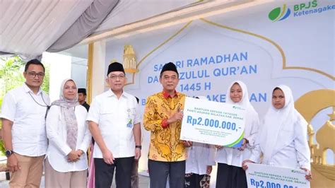 Safari Ramadan Di Jawa Tengah BPJS Ketenagakerjaan Salurkan Paket