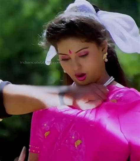 Yamuna Telugu Movie Surigadu Hot Romance Saree Hd Caps Indiancelebblog