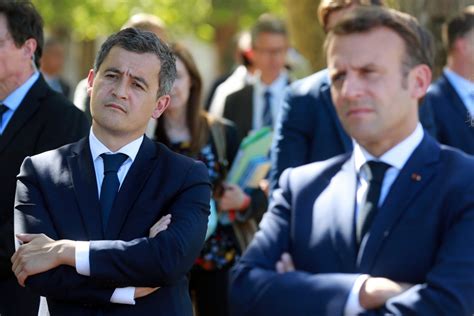 Emmanuel Macron Et Son Ministre De L Interieur Gerald Darmanin Photo