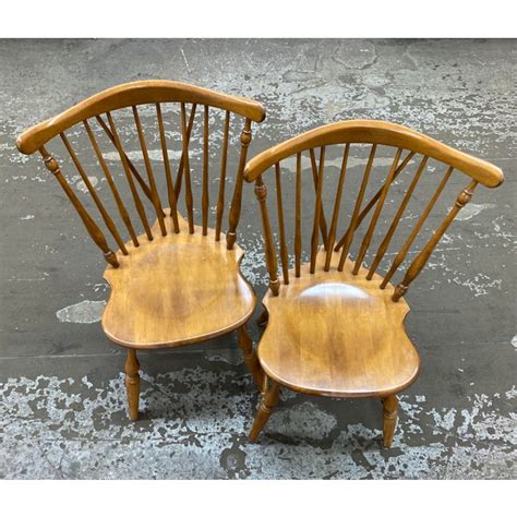 1960s Set Of 2 Ethan Allen Duxbury Fiddleback Heirloom Maple Chair In