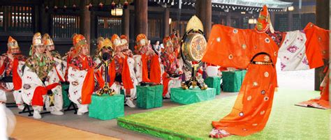 Japan Photo | gagaku 雅楽 bugaku 舞楽 performing art