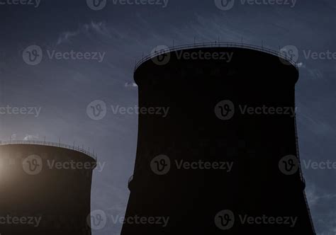 thermal power plant 17012151 Stock Photo at Vecteezy