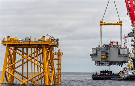 Saint Nazaire le premier parc éolien offshore va entrer en service