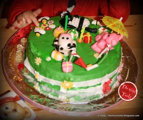 tools la torta fattoria  il secondo compleanno happy
