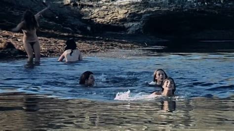 Nude Video Celebs Dina Rutic Nude Devetnaest Djevojaka I Jedan Mornar